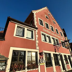 Gasthof Zum Goldenen Schiff - Lehm, Stil & Altstadtflair Bed & Breakfast